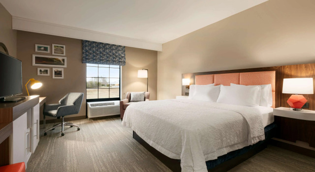 Hampton Inn Kernersville, Забронировать Отель Отели Кернерсвилл с парковкой, Парковка