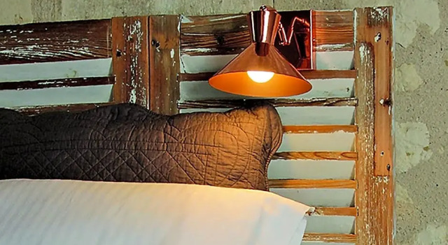 Aquarelle, Book Hotel  