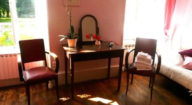 Двухместный номер Standard Chambres dhôtes et Roulotte Au Bonheur Du Parc
