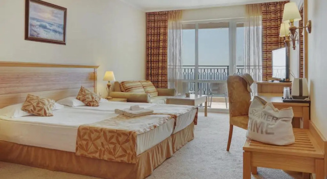 Двухместный номер Standard с видом на море DIT Majestic Beach Resort