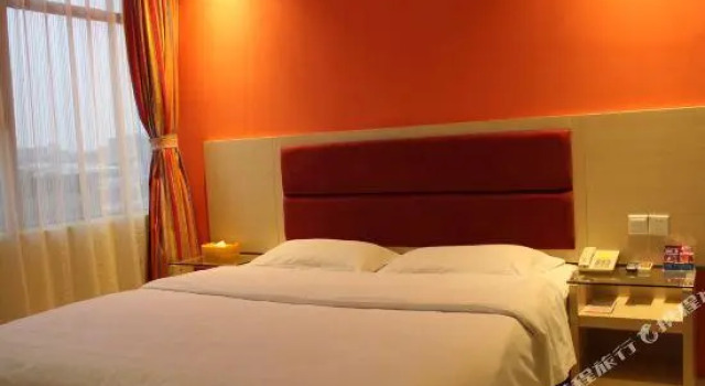 8 Inn (Dongguan Liaobu Haipai), Varaa Hotelli Liaobu Guangdong