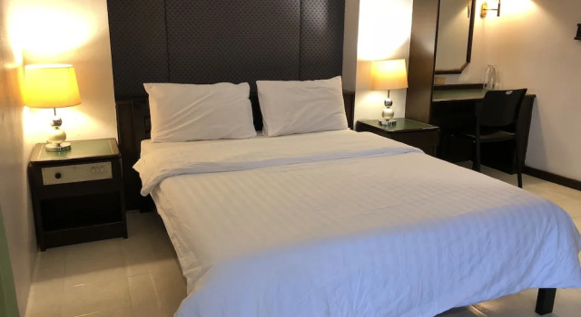 Двухместный номер Deluxe с балконом S.C. Heritage Hotel