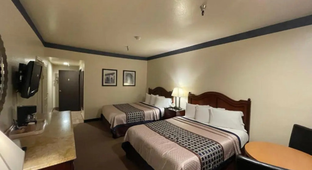 Номер Standard Oakridge Inn