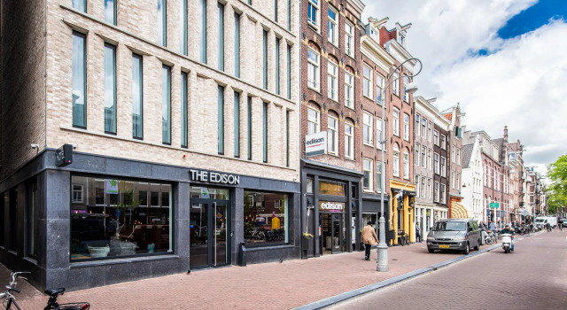 Melrose Hotel