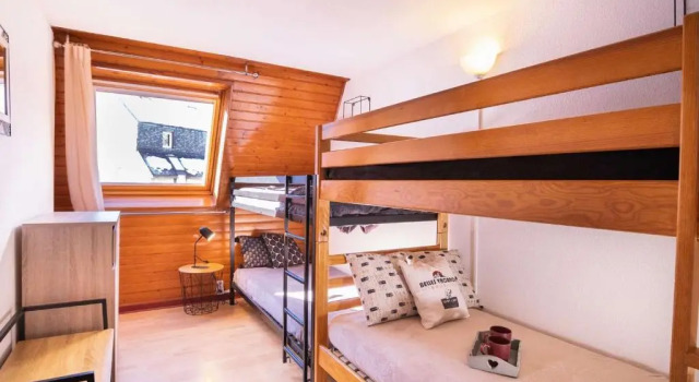 Appartement Saint-Lary-Soulan, 3 pièces, 6 personnes - FR-1-296-272, Забронировать Апартаменты/квартира Отели в центре Сен-Лари-Сулан, в центре