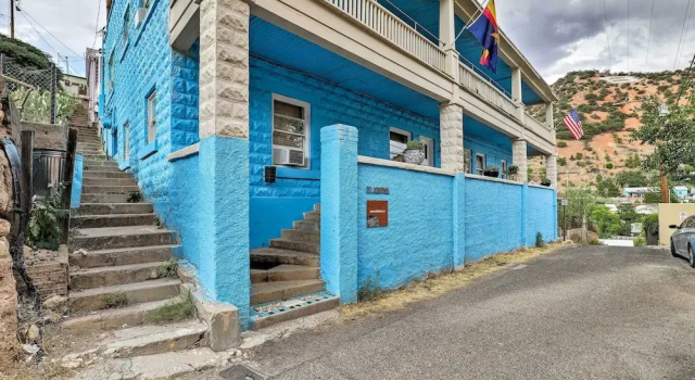 Апартаменты c 1 комнатой с балконом 'St Ceilia' Apt - Walk to Bisbee Attractions!