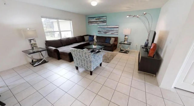 Crystal Cove Resort 4 Bedroom Vacation Home 1527, Varaa Lomakeskus Kissimmee Kissimmee