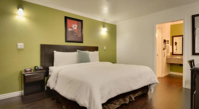 Номер Premium Vagabond Inn San Pedro