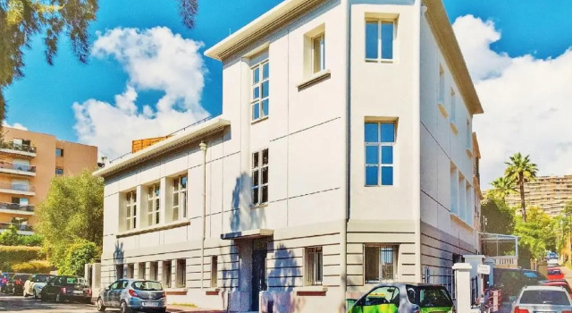 Le Nenuphar, Забронировать Отель Fabron Ницца, рядом с Пляж Фаброн