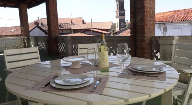 Апартаменты с 3 комнатами Rose Suite Apartments