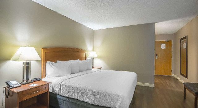 Двухместный номер Standard Quality Inn West Edmonton