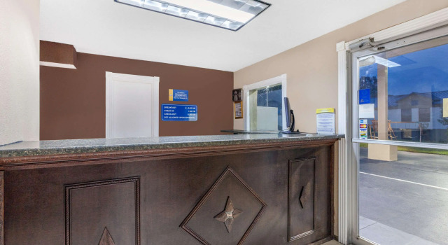 Days Inn by Wyndham Jacksonville