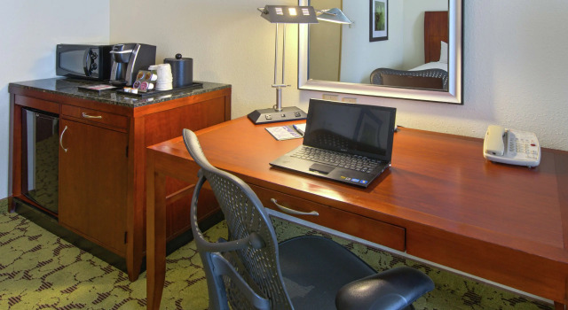 Hilton Garden Inn Macon/Mercer University, Reserva ahora Hotel Hoteles en Georgia con piscina, Piscina