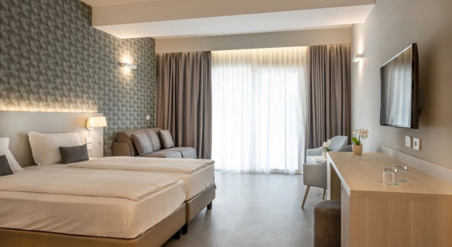 Aldiana Club Calabria, Book Hotel Hotels in Villapiana with a Pool, Swimming Pool