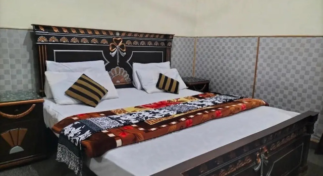New Kingston Motel, Buchen Sie Motel Motels in Gulberg, Motel