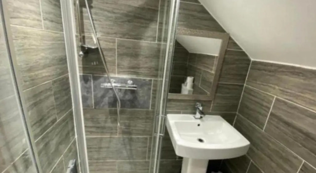 Студия Roundhay Apartments