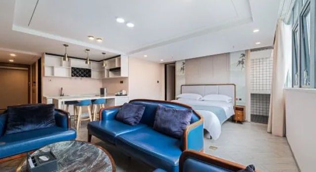 Люкс Business Mandolon Hotel (Shenzhen Liantang Metro Station Store)