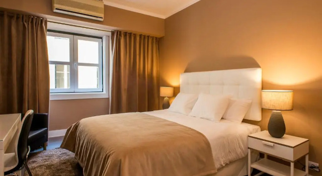 Двухместный люкс Deluxe PH Downtown Suites