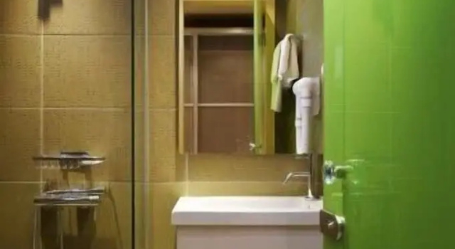 Семейный номер Standard Astoria Hotel