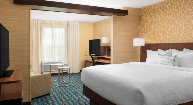 Люкс Fairfield Inn & Suites by Marriott Memphis Marion, AR