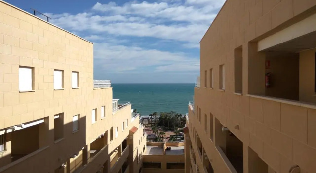 Апартаменты ACV - Isla Park-1ª Línea Planta 9 Frontal Interior