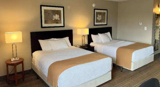 Номер Executive Ramada by Wyndham London
