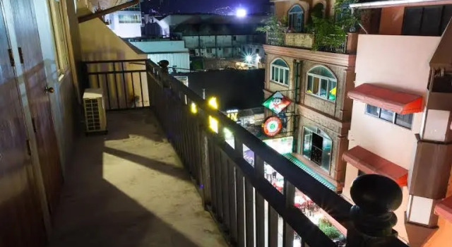 Номер Deluxe Freedom Hotel