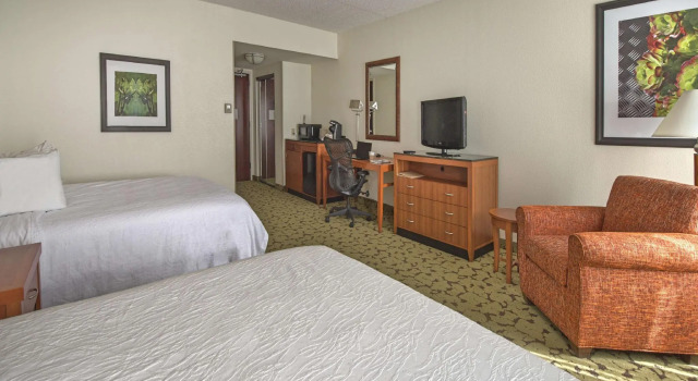 Четырёхместный номер Standard Hilton Garden Inn Huntsville/Space Center