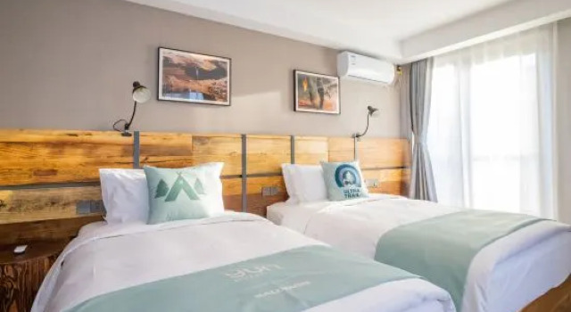 Люкс Deluxe Zhanyun SALOMON Hotel Songhua Lake Jilin