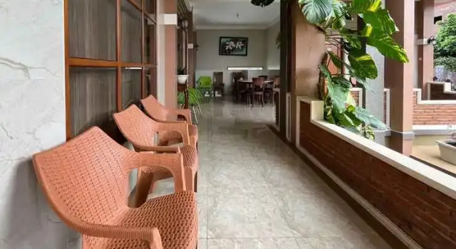 Urbanview Syariah Hotel Kanigara Batu, Rezervovat Hotel Hotely a ubytování v Batu, poblíž Taman Wisata Tirta Nirwana Songgoriti, Hotel
