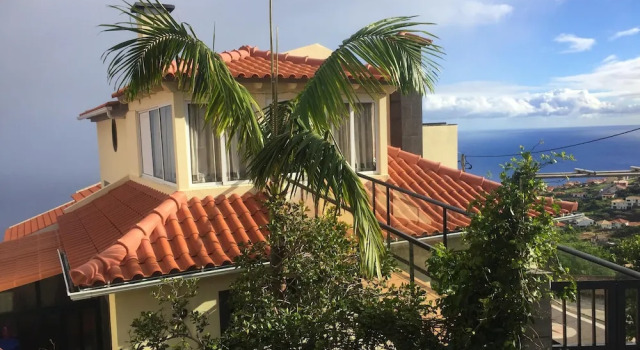 House With one Bedroom in Gaula, With Wonderful sea View, Enclosed Gar