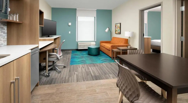 Шестиместный люкс Home2 Suites By Hilton Edison