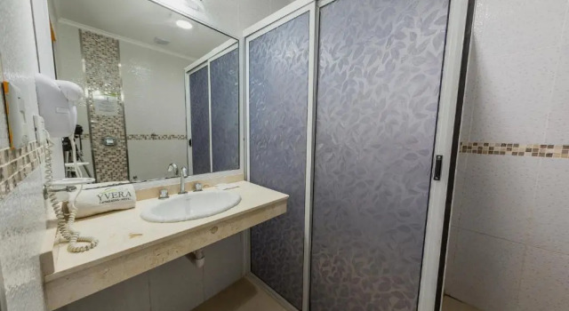 Четырёхместный номер Standard с видом на сад Hotel Yvera Cataratas