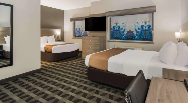 Четырёхместный люкс Quality Inn & Suites Waco North