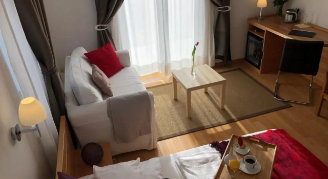 Двухместный номер Deluxe с балконом и с видом на море Viktoria Lodge Bed and Breakfast