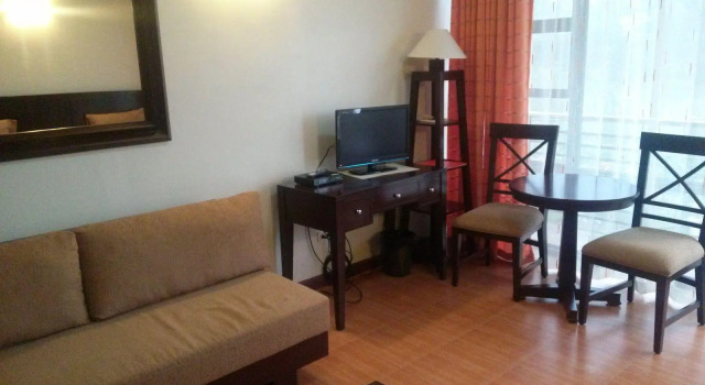 Студия Gardenville Hotel