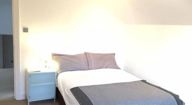 Perfect 2bed Flat in Lively Clapham, Забронировать Отель Отели Баттерси 3 звезды, 3*