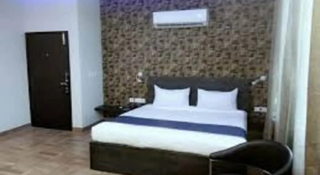 Полулюкс The Park Residency