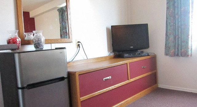 Hampton Harbor Motel, Varaa Motelli Hotellit New England uima-altaalla, Uima-allas