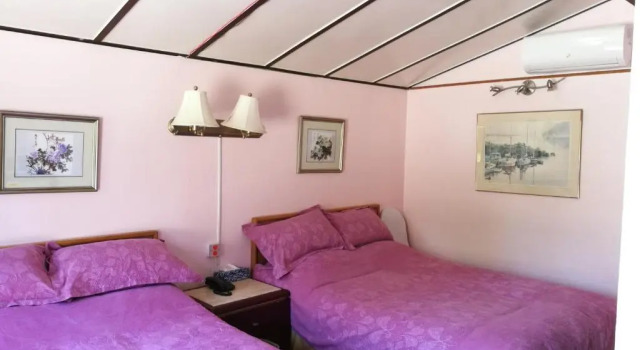 Четырёхместный номер Standard Motel Rideau