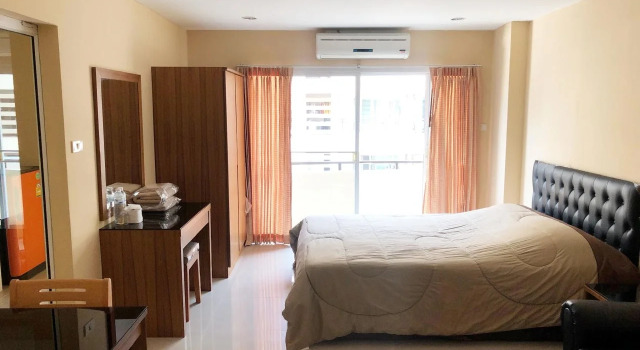 Charoenkrung Place, Забронировать Отель Отели Бангкока с бассейном, Бассейн