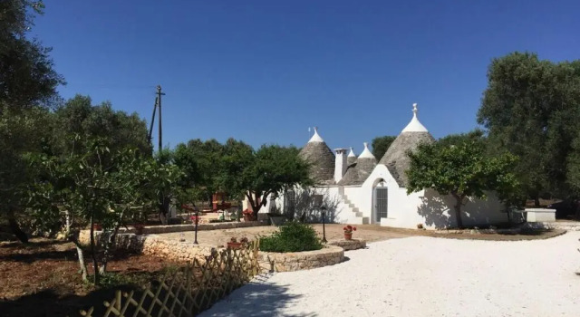 Вилла Chateaux des Trulli