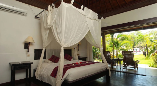 Номер Premium с видом на сад Adi Assri Beach Resorts And Spa Pemuteran