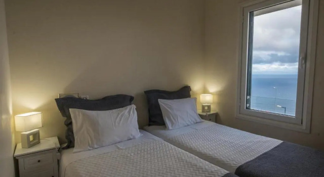 Апартаменты с 2 комнатами с видом на море Apartments Madeira