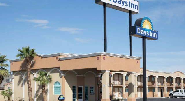 Двухместный люкс Days Inn by Wyndham El Centro