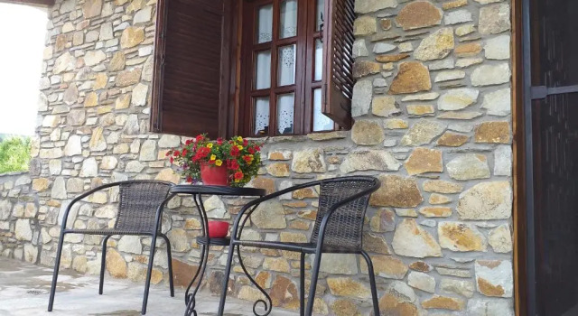 Коттедж с 2 комнатами Geomelia Guest House