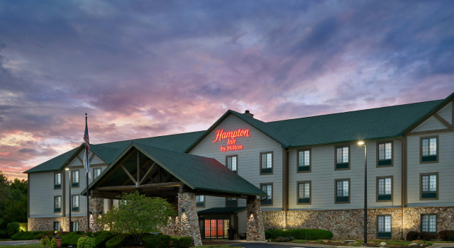 Hampton Inn Kansas City The Legends