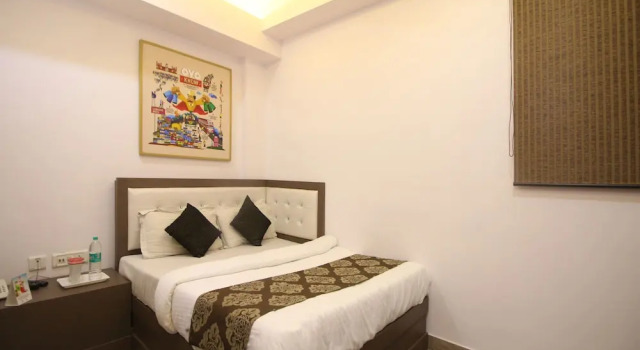 OYO 393 Hotel RK Grand Inn, Забронировать Отель Отели Нью-Дели с завтраком, Завтраки