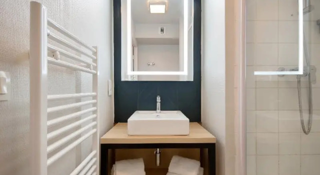 Двухместный номер Standard с балконом AppartCity Confort Lille Grand Palais
