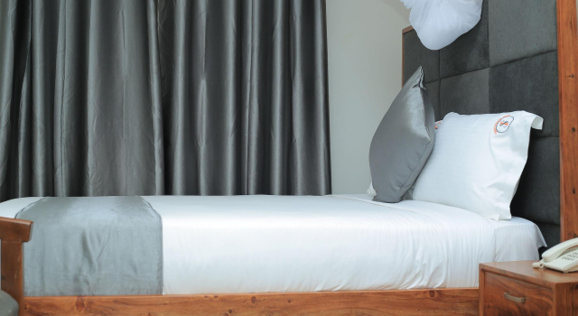 Jinna Suites Hotel